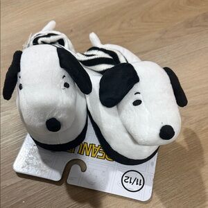 Peanuts Black and White Dog Slippers